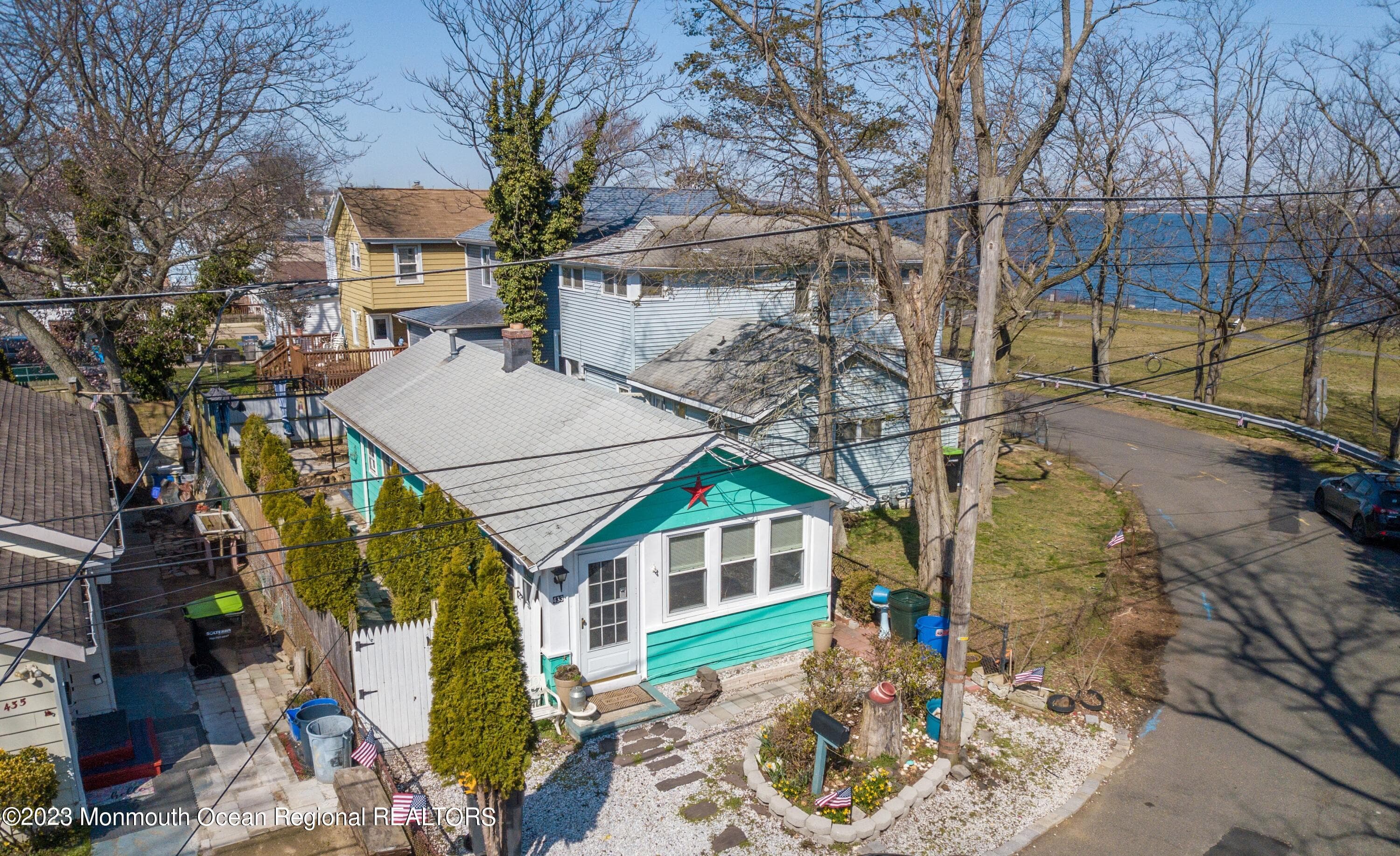 433 Harding Road, Laurence Harbor, NJ 08879