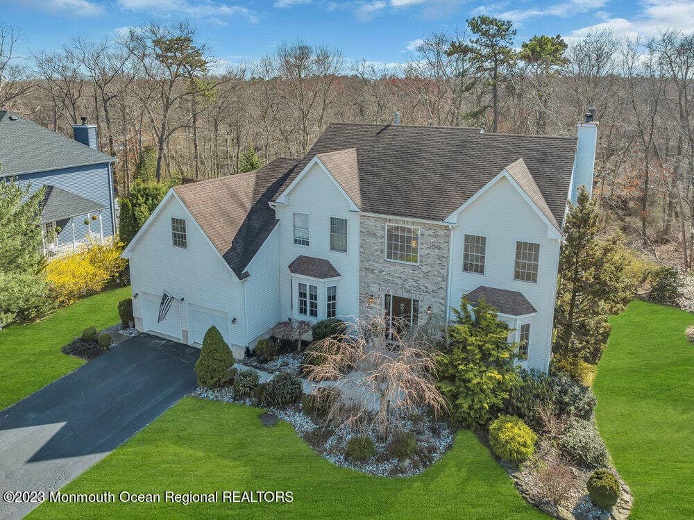 6 Dominion Drive, Jackson, NJ 08527