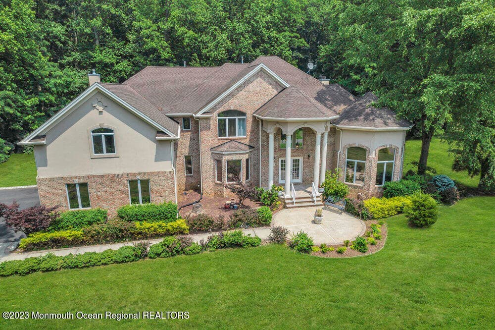 Sold: 5 Kaiser Court, Morganville, NJ 07751