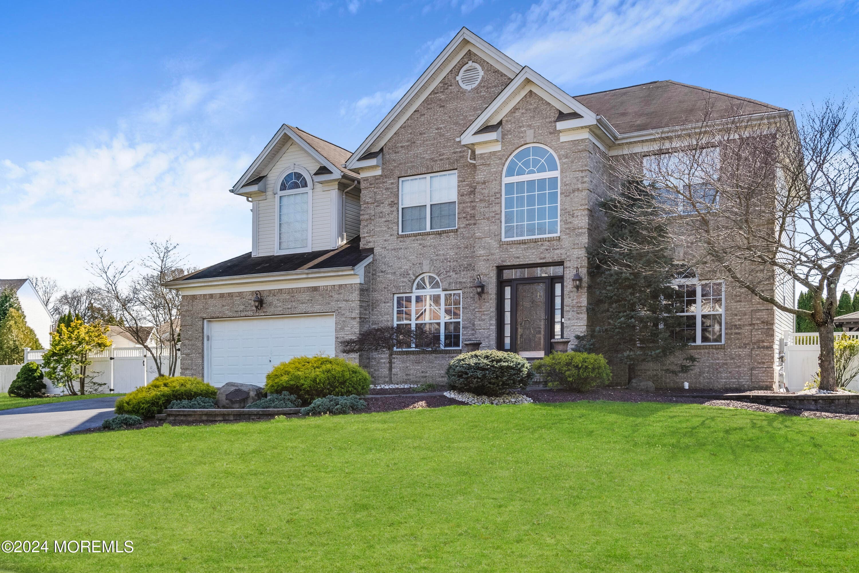 Sold: 5 Kensington Court, Jackson, NJ 08527