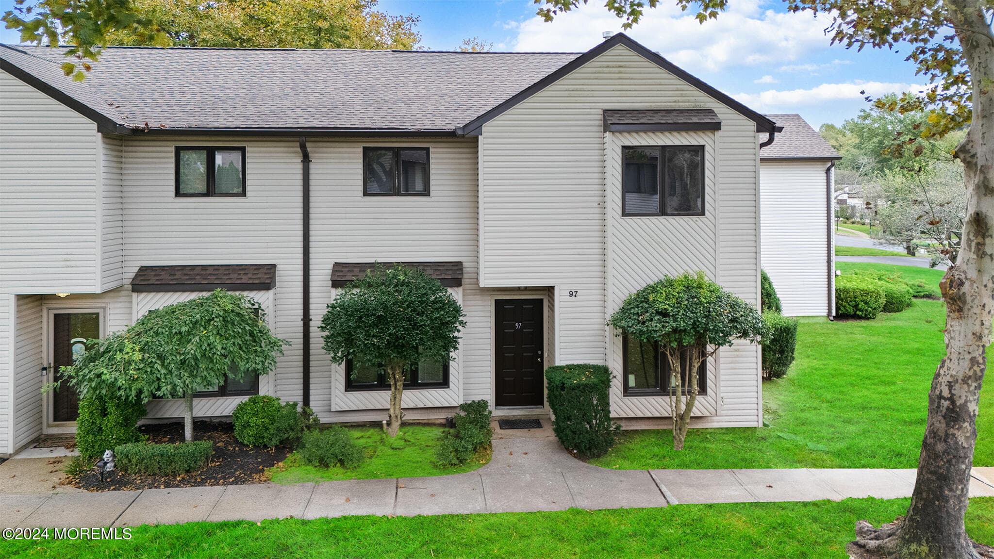 97 Tangerine Drive, Marlboro, NJ 07746